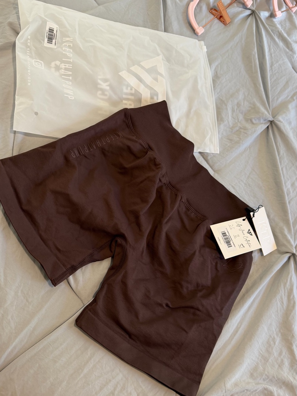 Keep That Pump brown shorts